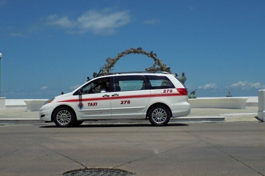 4-Hour Private Tour in Cozumel with Pickup