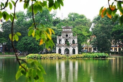 8-Day Discover Northern Vietnam Highlight: Hanoi - Ninh Binh - Sapa - Halon...