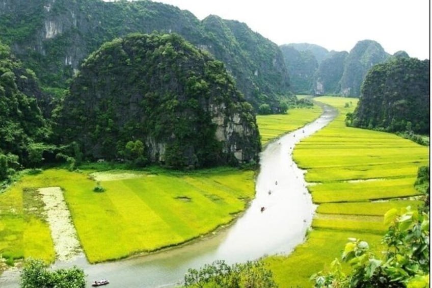 8-Day Discover Northern Vietnam Highlight: Hanoi - Ninh Binh - Sapa - Halong Bay