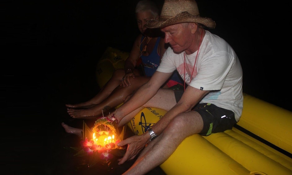 John Gray's Hong by Starlight with Sea Kayaking & Loy Krathong Floating