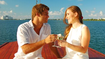 Columbus Lobster Dinner Cruise on an Authentic Spanish Sailing Ship