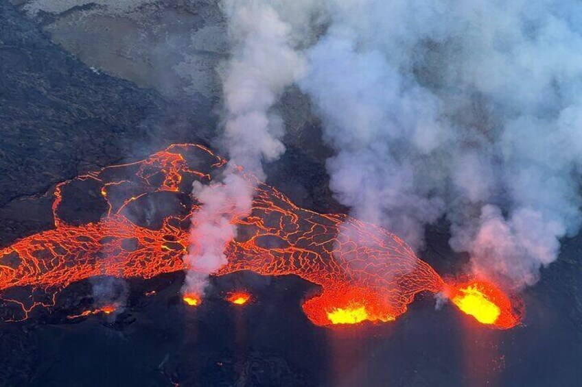 New Volcano Eruption Area Helicopter Tour in Iceland
