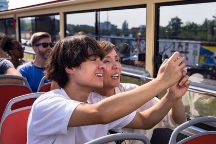 Berlin Hop-on-Hop-off Sightseeing Tour and River Cruise