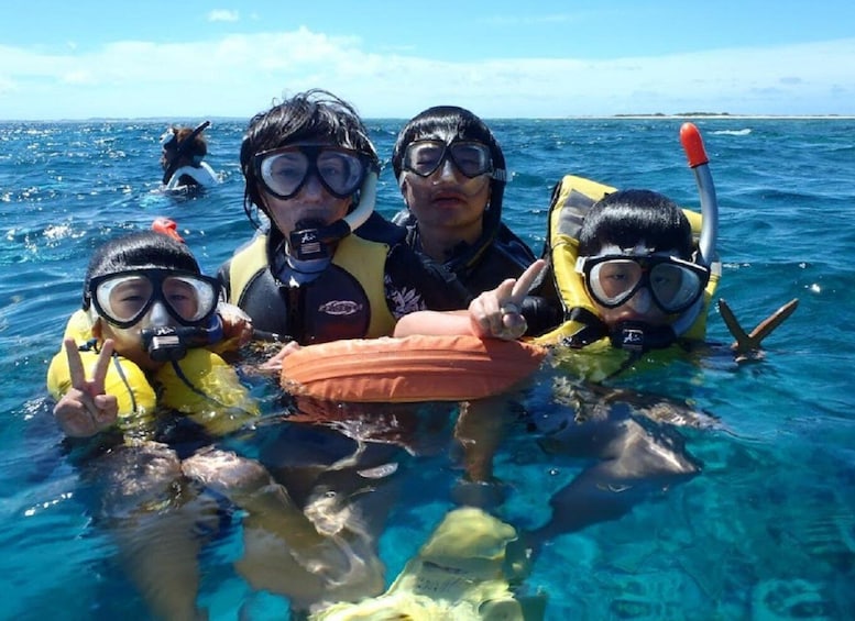 From Naha: Full-Day Snorkeling Tour to Kerama