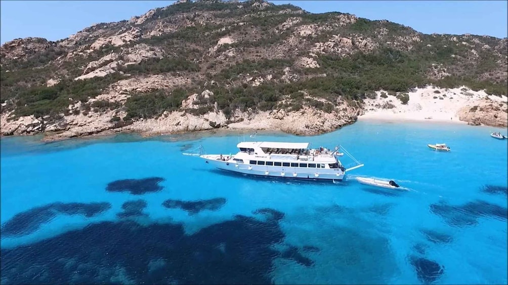 Picture 3 for Activity From Palau or La Maddalena: Maddalena Archipelago Boat Tour