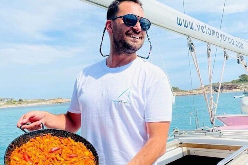 Private Sailing with Paella and Tapas in Palma de Mallorca