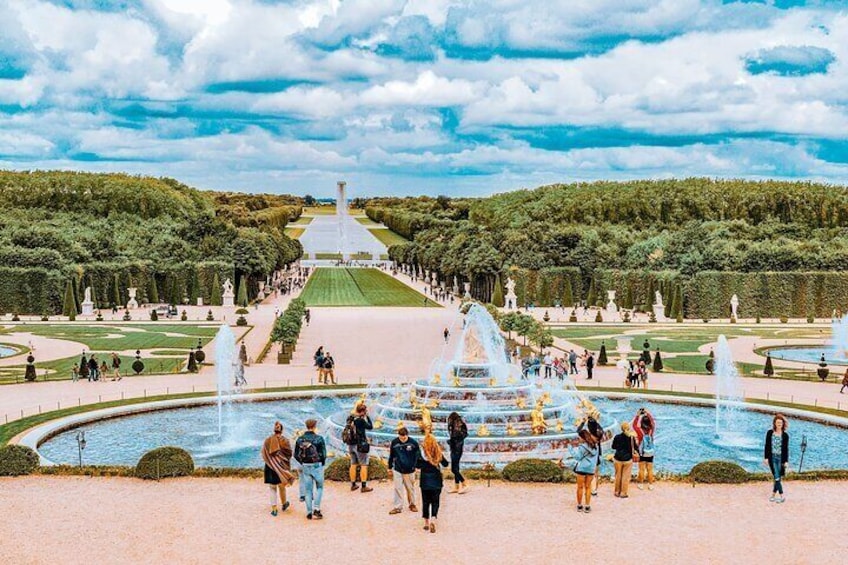 NEW Versailles Golf Cart Tour + Romantic Small Boat Escape with Champagne