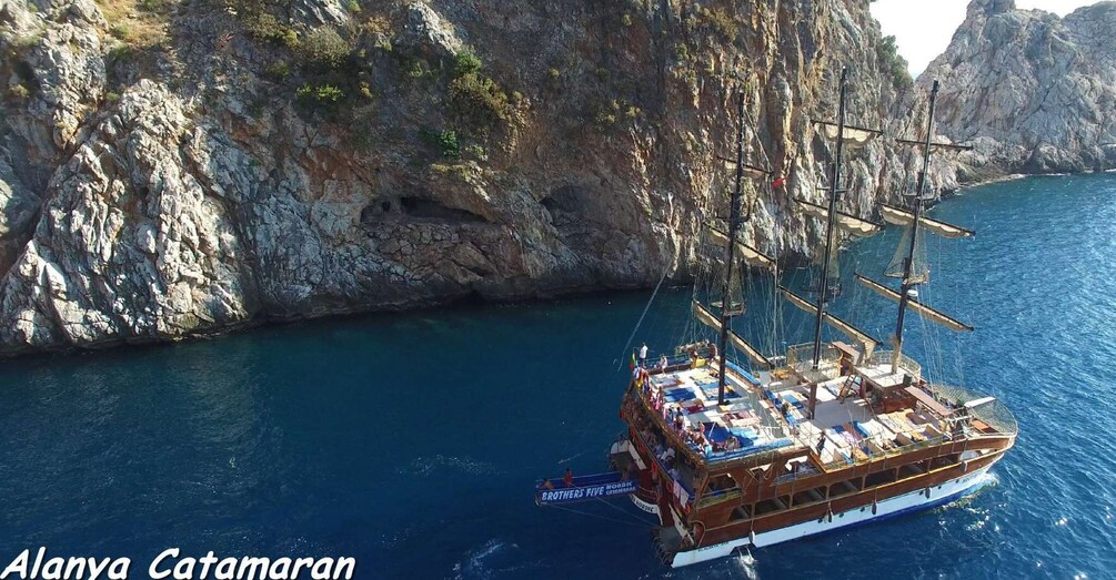 Picture 1 for Activity Alanya: Family-Friendly Catamaran Cruise with Castle Views