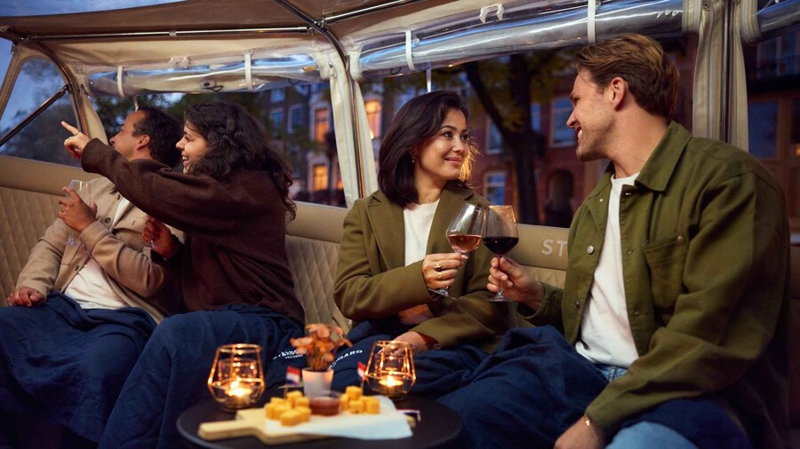 Amsterdam: Evening Candle Light Cruise With Wine & Cheese