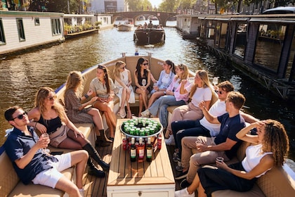 Amsterdam: Canal Booze Cruise med mulighed for ubegrænsede drinks