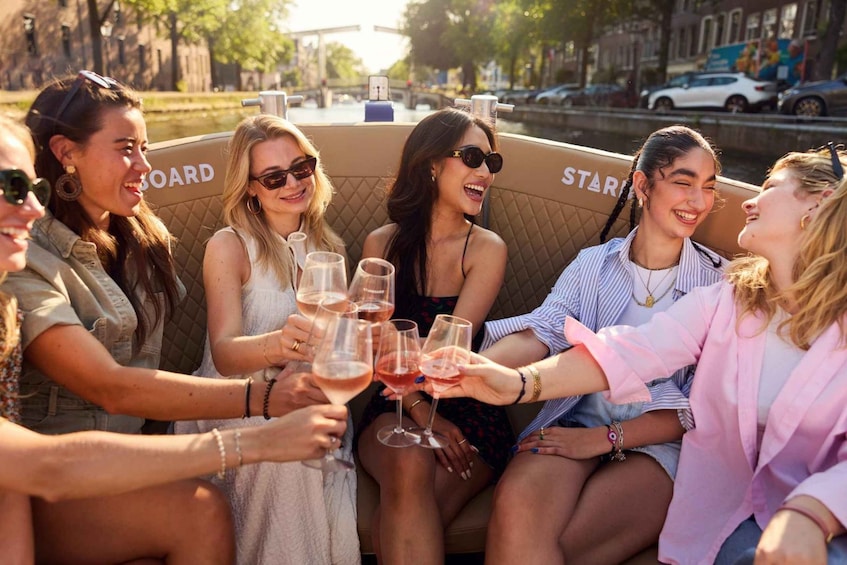 Amsterdam: Canal Booze Cruise with Unlimited Drinks Option