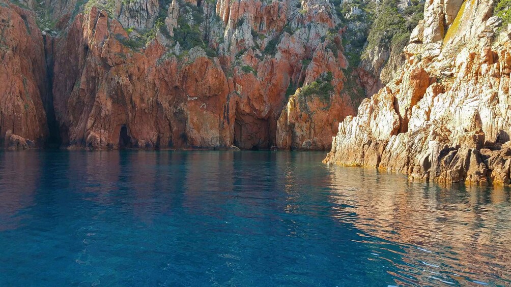 Porto: Creeks of Piana & Capo Rosso Guided Boat Tour