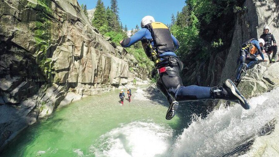 Canyoning Grimsel with OUTDOOR