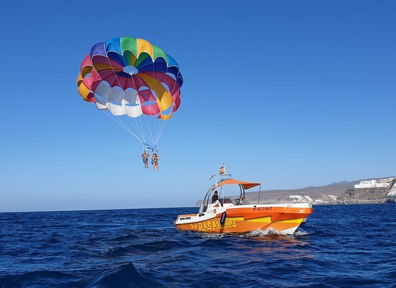 Picture 1 for Activity Puerto Rico de Gran Canaria : Parasailing