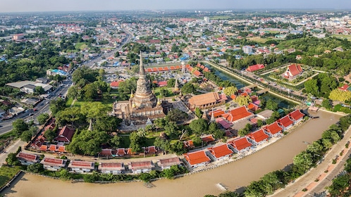 Ayutthaya UNESCO Temples Small Group Tour with Lunch