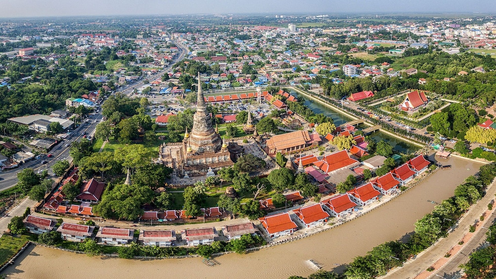 Ayutthaya Temples Small Group Tour with Lunch