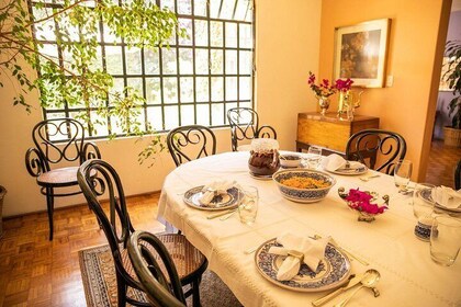 Gourmet Dining Experience with a Local in her Beautiful Mexico City Home