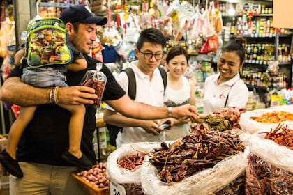 曼谷：泰式烹飪課程和 Onnuch 市場之旅