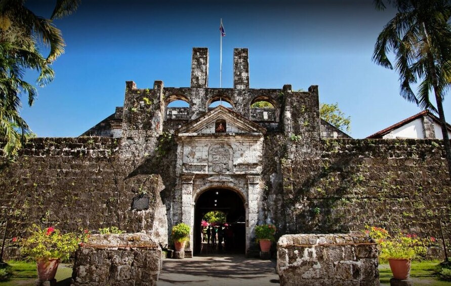 Cebu City and Hillyland Full Day Tour with Licensed Guide