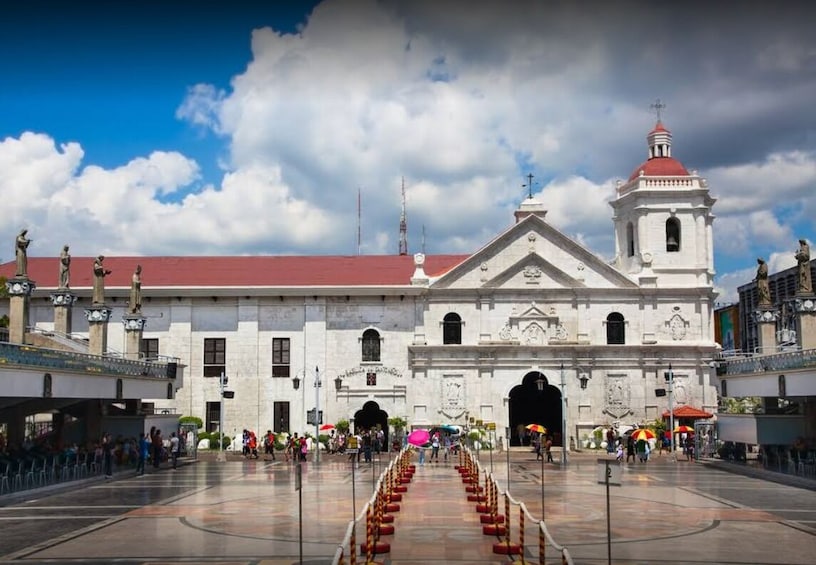 Cebu City and Hillyland Full Day Tour with Licensed Guide