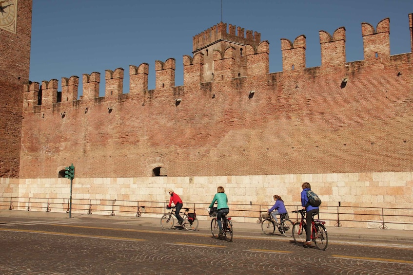 Picture 7 for Activity Verona Bike Tour, self-guided