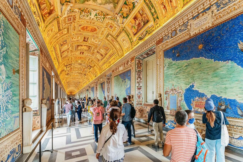 Picture 2 for Activity Rome: Vatican, Sistine Chapel and St Peter's Basilica Tour