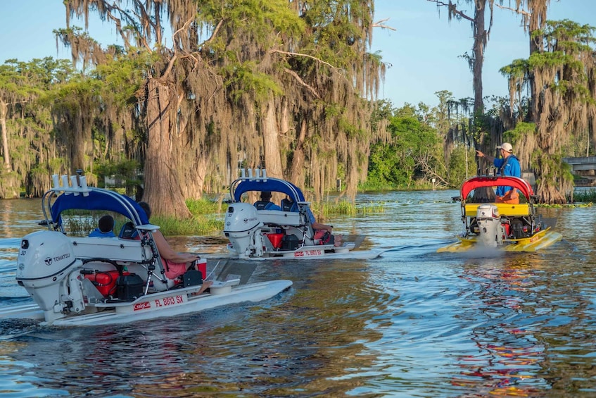 Picture 5 for Activity Clermont: Chain of Lakes Self-Driving Catboat Tour