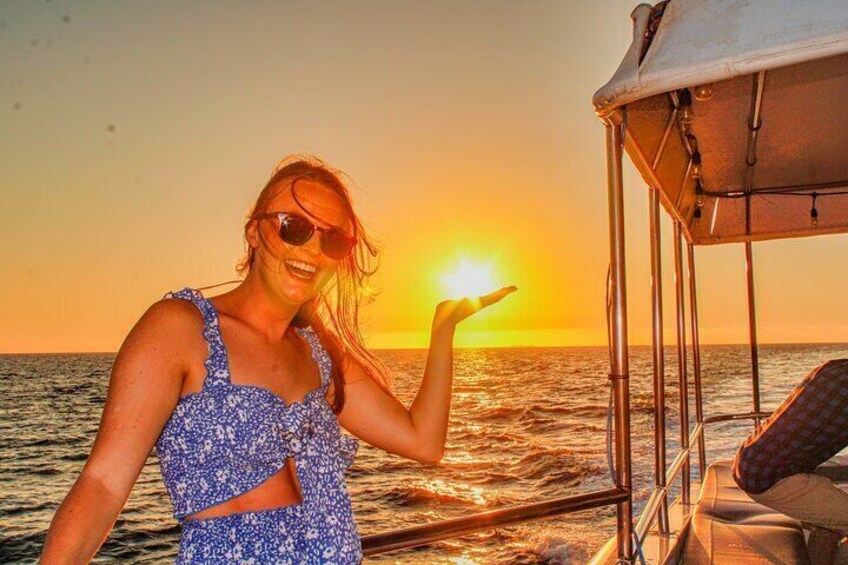 Mega Yacht Magical Sunset Show [All-Inclusive]