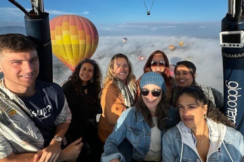 Balloon flight with pick up in CDMX + Breakfast in a natural cave