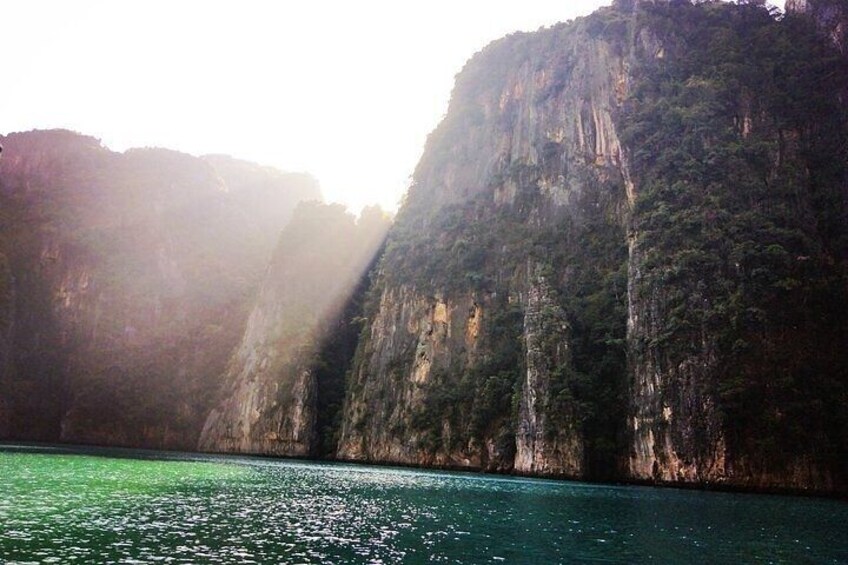 Phi Phi One Day Tour by Speed Boat (from Ao Nang, Krabi) 