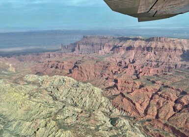 Moab: viaje en avión por los cañones y la geología