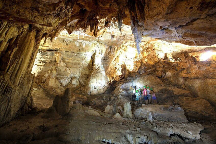 Discovering São Miguel's Grotto