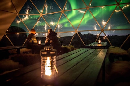 Camp de base d’Aurora : Visite d’observation nocturne des aurores boréales