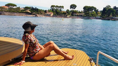 Au départ de Juan les Pins : Croisière solaire privée sur la Côte d'Azur