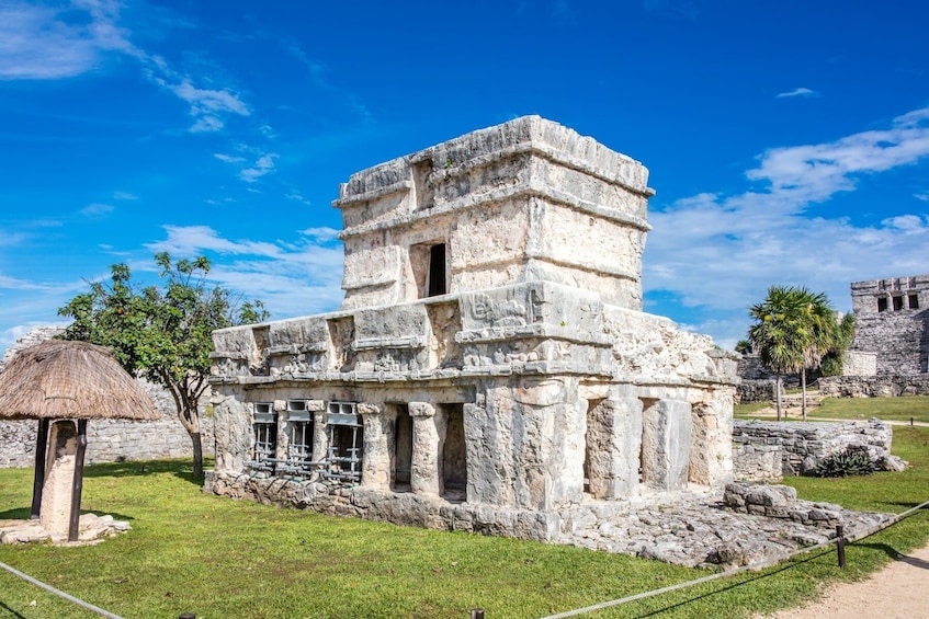 Guided Tour of Tulum and Visit to a Modern Maya Community