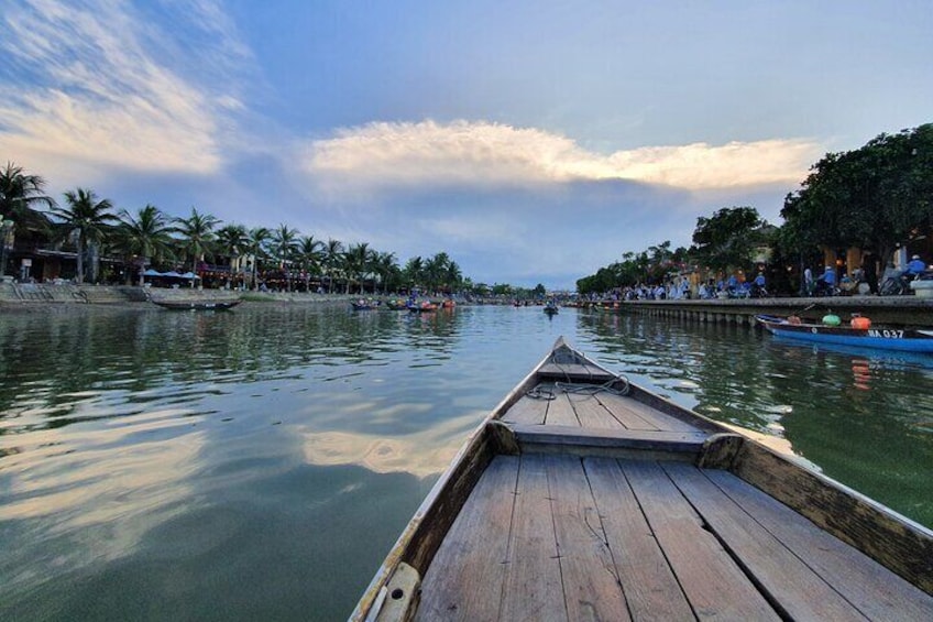 Explore Hoi An and Da Nang by private tour with local guide