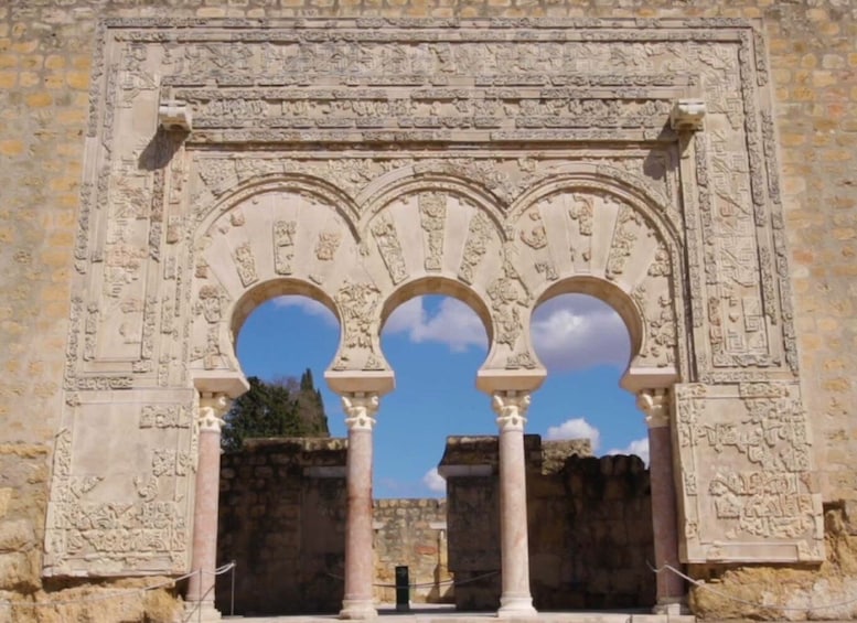 Picture 1 for Activity Cordoba: Medina Azahara Guided Tour with Ticket