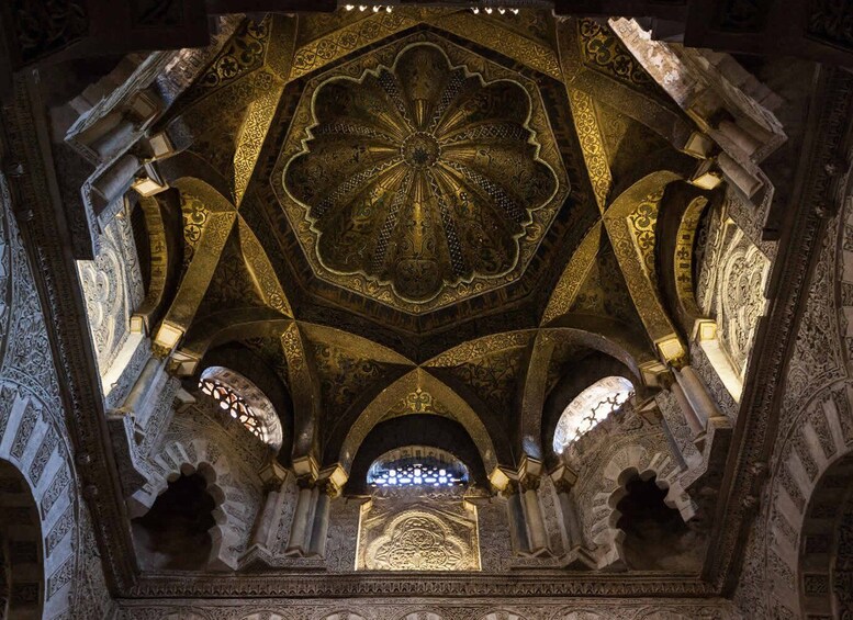 Picture 3 for Activity Córdoba: Mosque, Synagogue, and Jewish Quarter Walking Tour