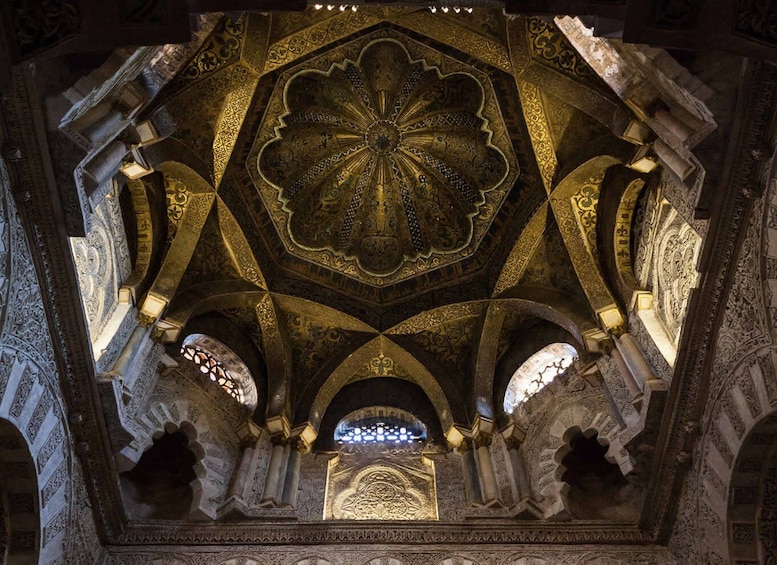 Picture 3 for Activity Córdoba: Mosque, Synagogue, and Jewish Quarter Walking Tour