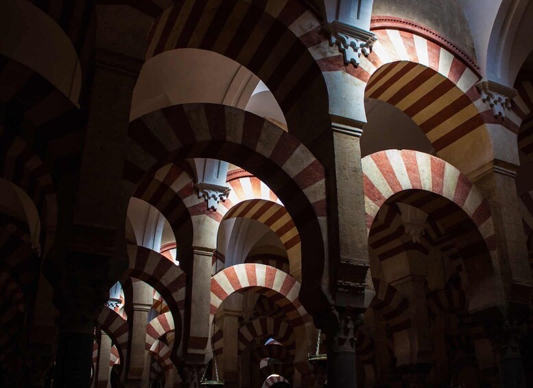 Córdoba: Mosque, Synagogue, and Jewish Quarter Walking Tour