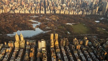 Day Trip from Chicago to New York by Air with Lunch