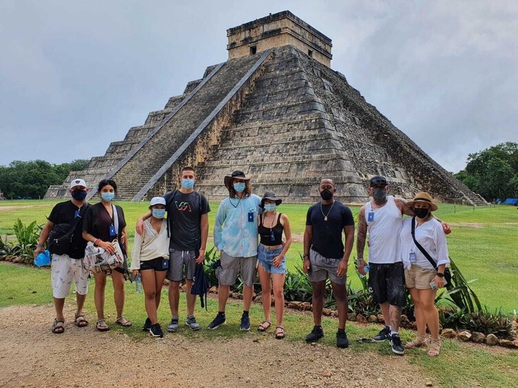 chichen itza tour buffet lunch cenote tequila tasting and valladolid