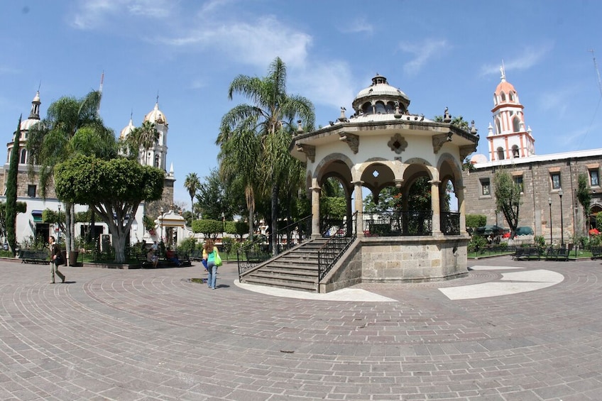 Guadalajara & Tlaquepaque Guided Tour