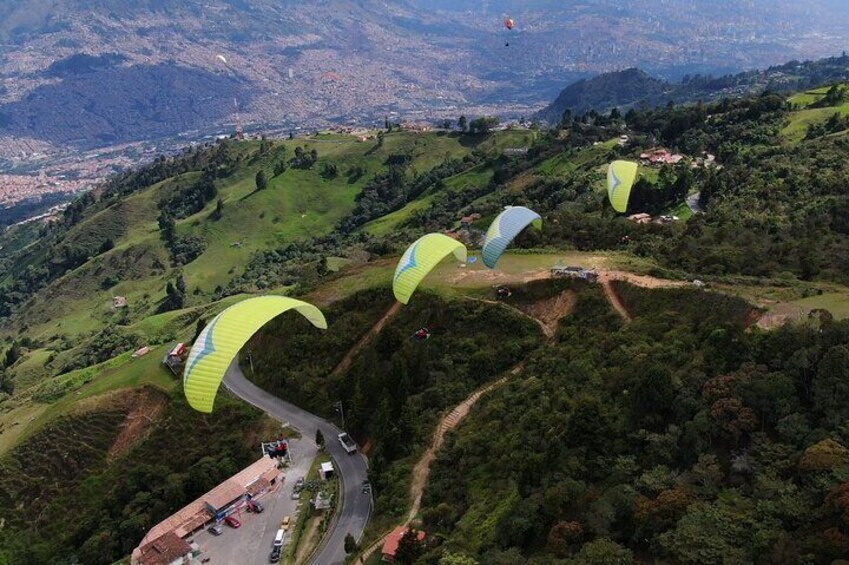 Paragliding flight in Medellin