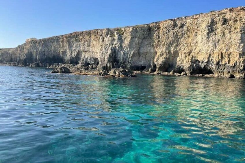 Boat tour to Pillirina, sea caves and Ortigia Island from Syracuse