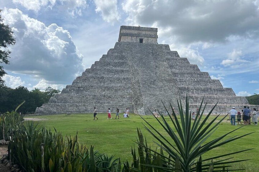 Chichen Itza, one of the New 7 Wonders of The World
