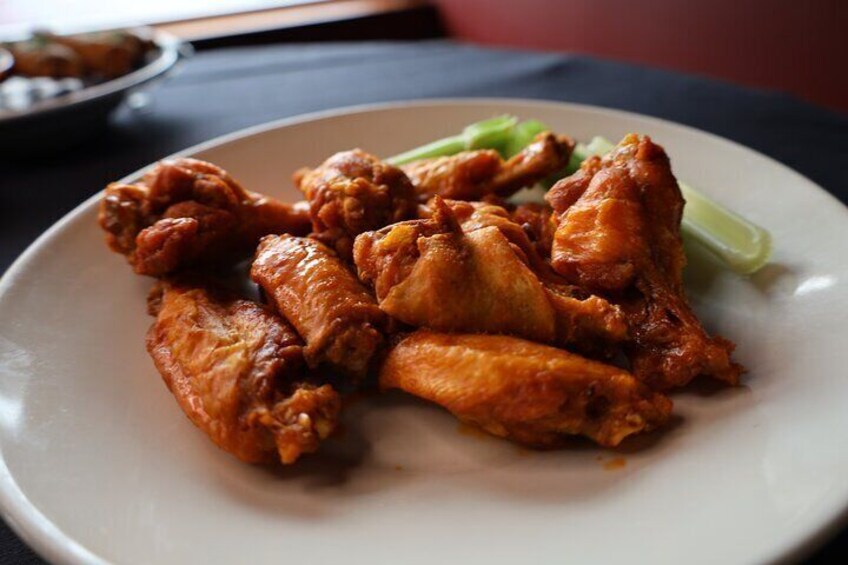 Buffalo Wing Adventure in Niagara Falls USA