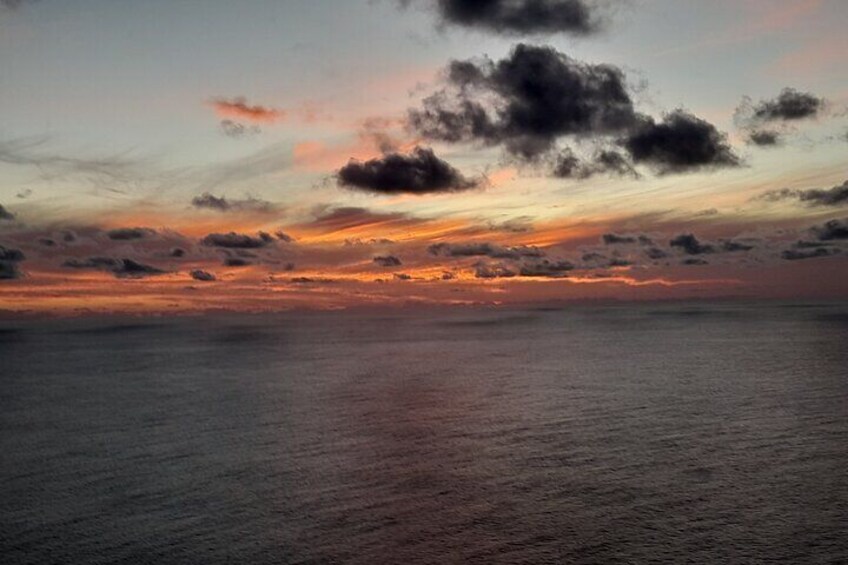 Sunset Guided Tour to Pico do Arieiro with Drinks and Food