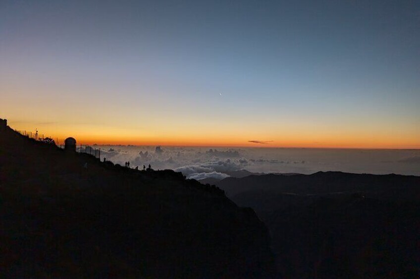 Sunrise Tour at Pico do Arieiro with coffee/tea and breakfast included 