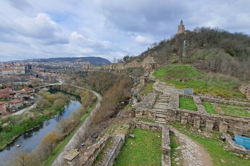 Veliko Tarnovo and Arbanasi day tour from Sofia with pickup